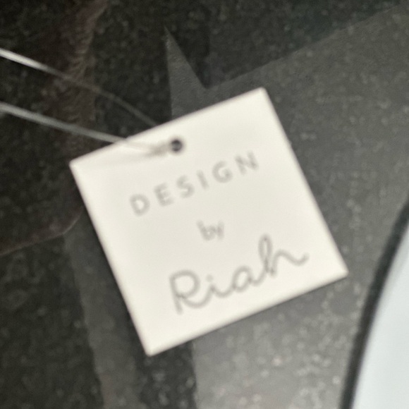 Riah Pineapple Makeup Toiletries Bag - Picture 4 of 7